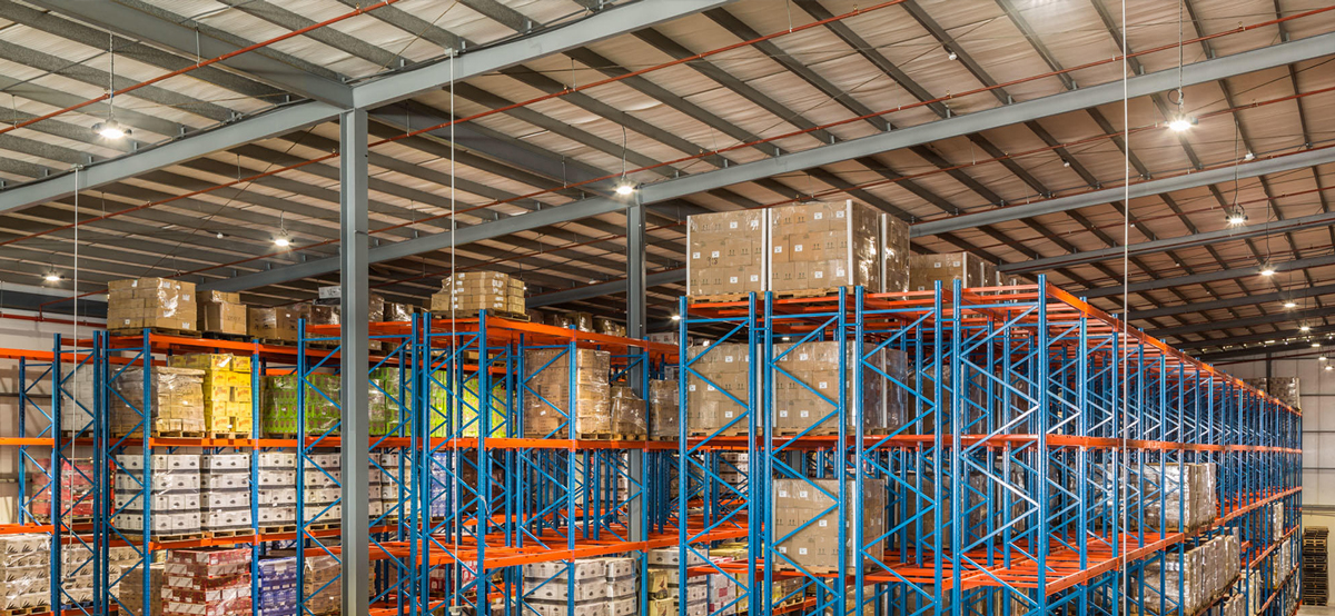 Die Notwendigkeit der Installation von LED-Lampen in Logistikzentren und Lagerhäusern – Kundenbeispiel | LEDRHYTHM