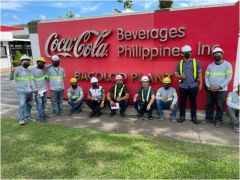 Coca-Cola Bacolod installierte werkseitig installierte LED-Hallenleuchten und LED-Straßenlaternen